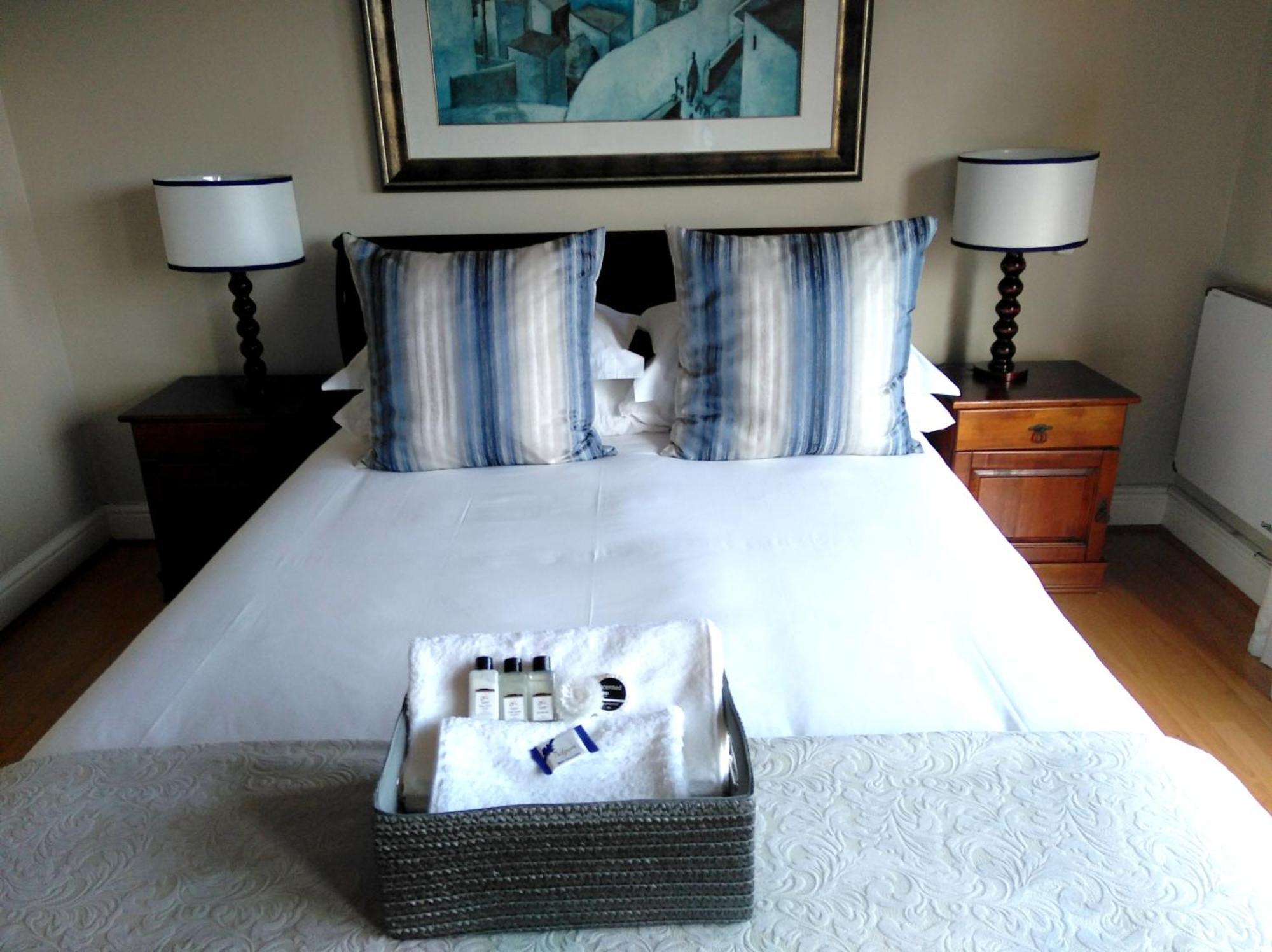 Casa Mia Guesthouse Table View Bagian luar foto