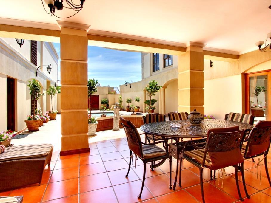 Casa Mia Guesthouse Table View Bagian luar foto