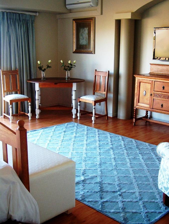 Casa Mia Guesthouse Table View Bagian luar foto